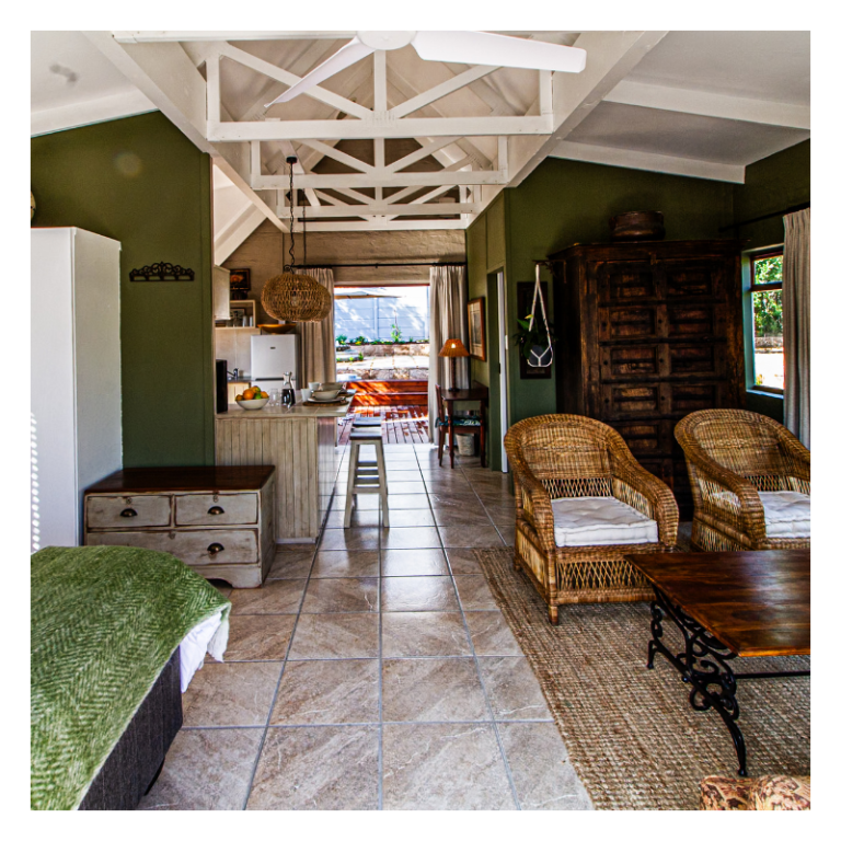 the loft at 596 open plan cottage