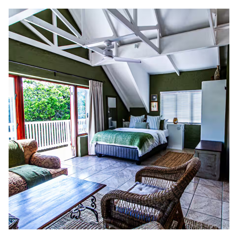 the loft at 596 queen bed