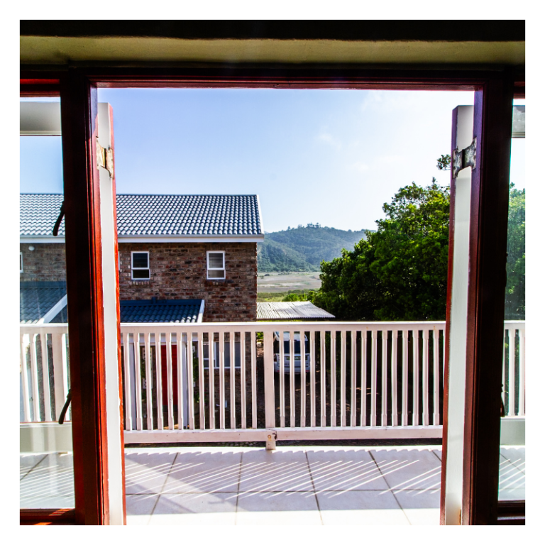 the loft at 596 view lake